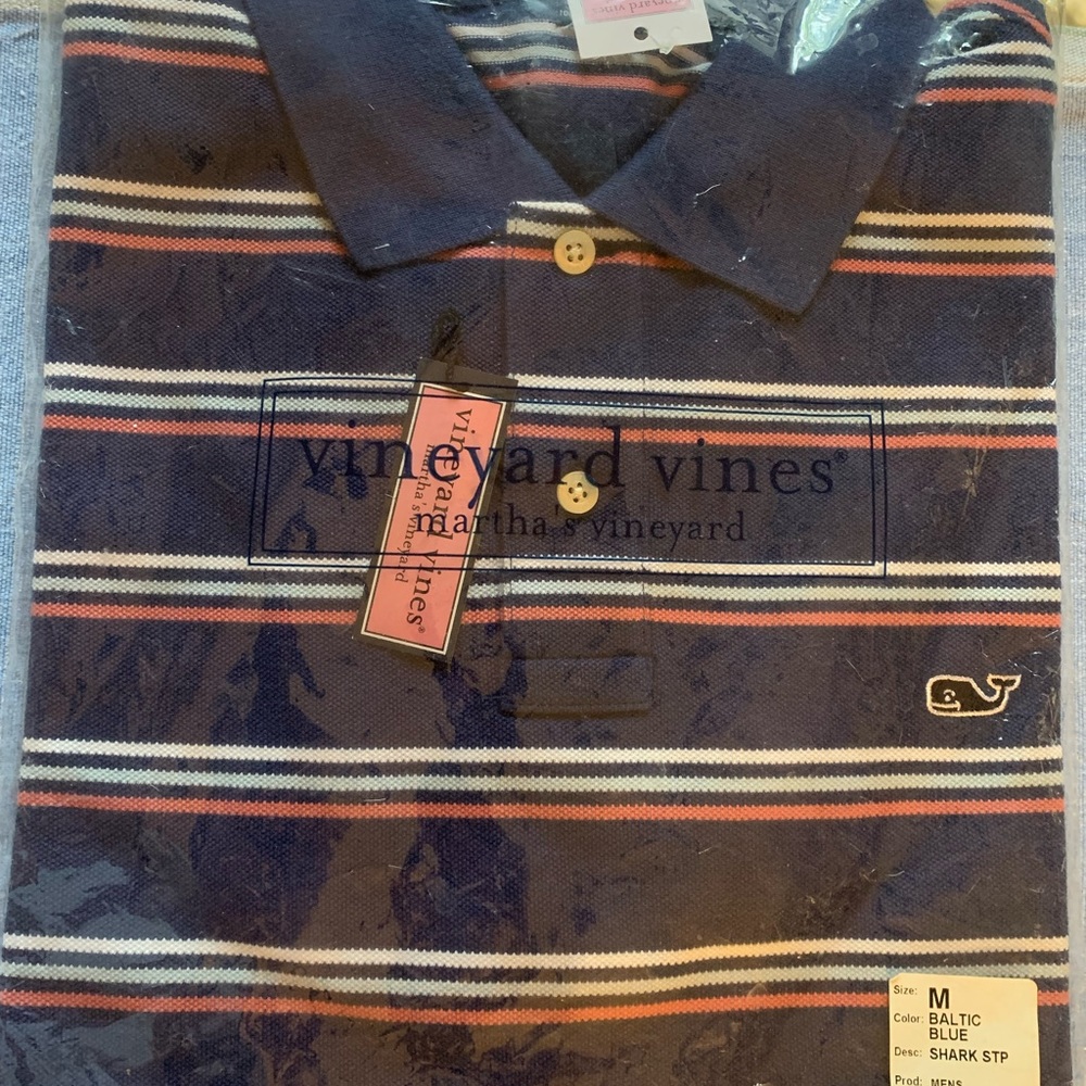 NWT original pkg. Men’s Vineyard Vines 100% Pima Cotton polo short sleeve